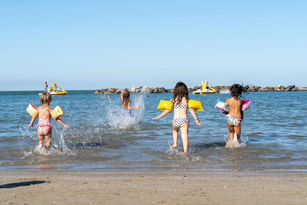 Hotel Columbia Bellaria-Igea Marina Zewnętrze zdjęcie